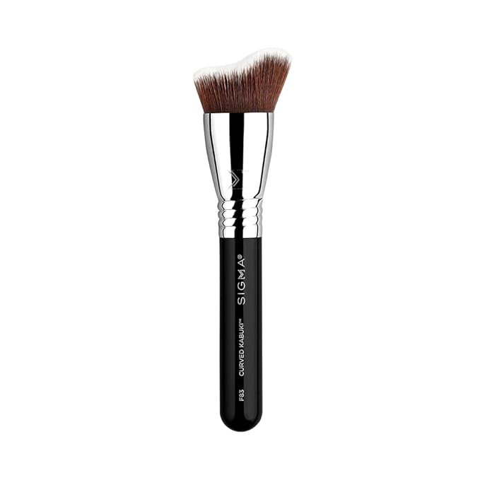 Sigma Beauty Curved Kabuki-F83