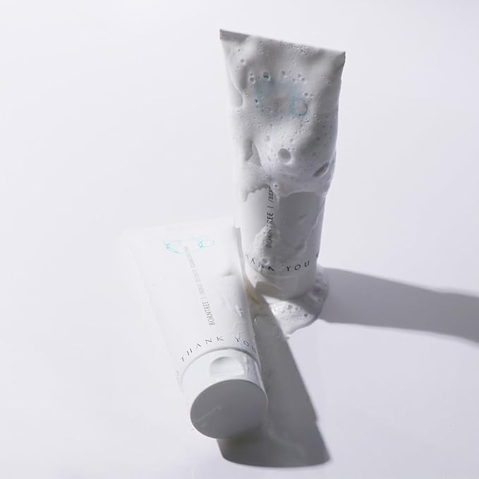 BORNTREE Berry Essence Cleansing Foam 5.07 fl oz/K-Beauty/Rich Foam Deep Cleansing/Coloring Makeup Clean Moisture.