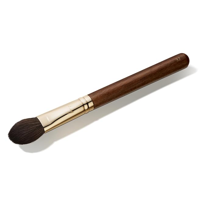 [SOO ADOR] BY MAENG #32 Cheek Brush - Precision Tool for Blush Application and Defined Cheek Colors | Designed by K-Pop Makeup Artist Maeng | Makeup Brush Blush Brush