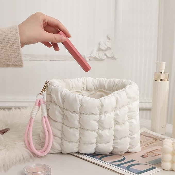 DOB SECHS Puffer Quilted Makeup Bag with Handle Detachable Cute Puffy Cotton Cosmetic Bag for Women, Small Toiletry Zipper Make Up Pouch, Checkered Quilt Clutch Bag Travel Storage Pouches Case, White
