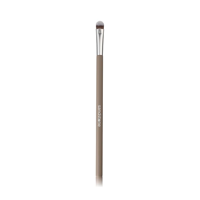 Sandstone Scandinavia Soft Collection Makeup Brush - Professional Premium Eyeshadow brush for applying and blending eyeshadow. Ultra precise soft bristles. Vegan Makeup brush for all skin types