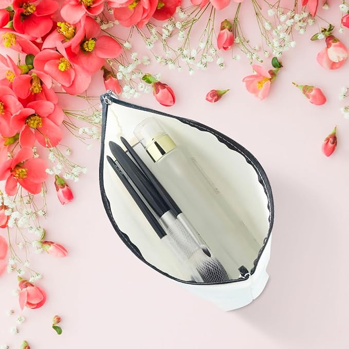 Cute Pickles Makeup Bag Pickle Gifts Cosmetic Travel Bags Pickle Accessories Decor Stuff for Vegetable Pickles Lovers Women Girls Sister Best Friend Mom Chef Funny Skincare Bag for Christmas Birthday