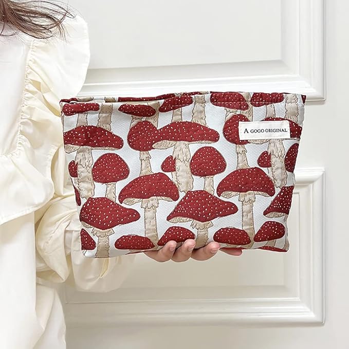 STARDW Cute Makeup Bag Aesthetic Cosmetic Bags for Women Girls, Travel Toiletry Bag Large Capacity Zipper Makeup Pouch, Purse Organizer Pouches,Canvas Lining (Red Mushroom)