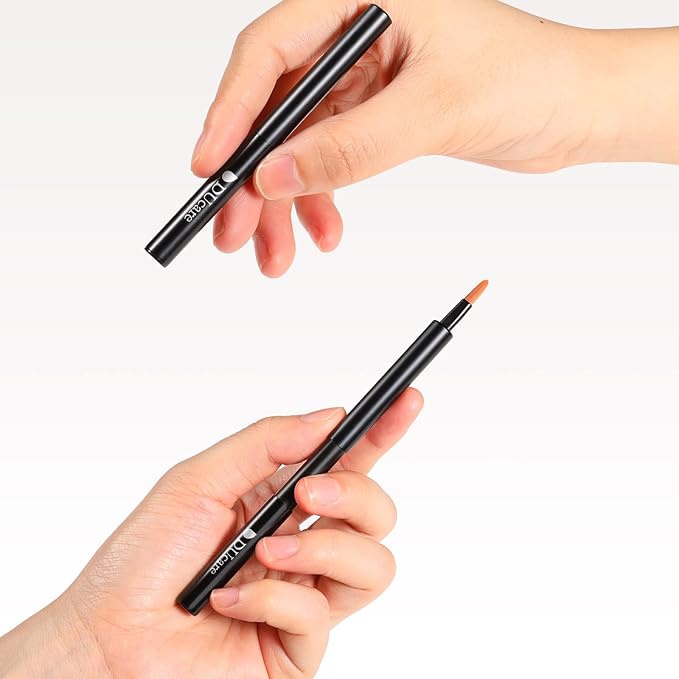 DUcare Lip Brush Retractable Professional Lipstick Brush Travel Portable Vanity lip scrub brush Gloss Makeup Brush Tool (Black)