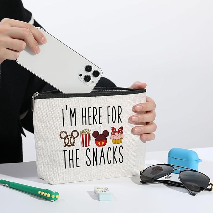 Cartoon Mouse Makeup Bag Cosmetic Bag Zipper Pouch Funny Cute Mouse Themed Gifts Animal Lover Gifts Friendship International Nurses Day Birthday Gift for Women Girl Sister Friend Daughter