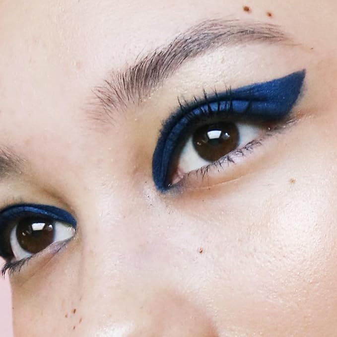 Liquid Eyeliner, Deep Blue Eyeliner Pen, Long Lasting Blue Eye Liner with Felt Tip, Precision Colored Eye Liner Pen, Water Removable, Easy to Use, Body Art Use (Midnight Wave)