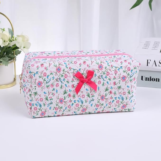 Floral Cotton Makeup Brush Cosmetic Bag for Women, Travel Quilted Zipper Pouch, Large Capacity Flowers Toiletry Organizer, Kawaii Makeup Storage Case, Cosmetic Travel Cloth Bag-Rose Red Floral