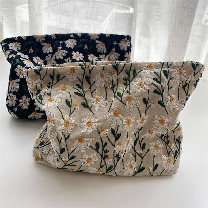 Makeup Bags for Purse Zipper Cosmetic Pouch Large Travel Canvas Make Up Organizer Tool Pouch for Women and Girls,Daisy White