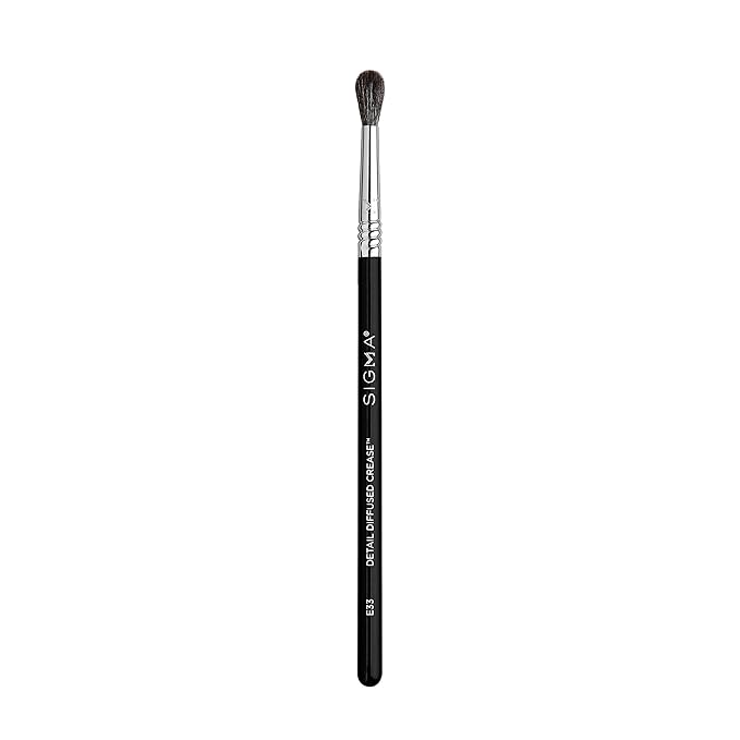 Detail Diffused Crease Brush - E33 by SIGMA for Women - 1 Pc Brush