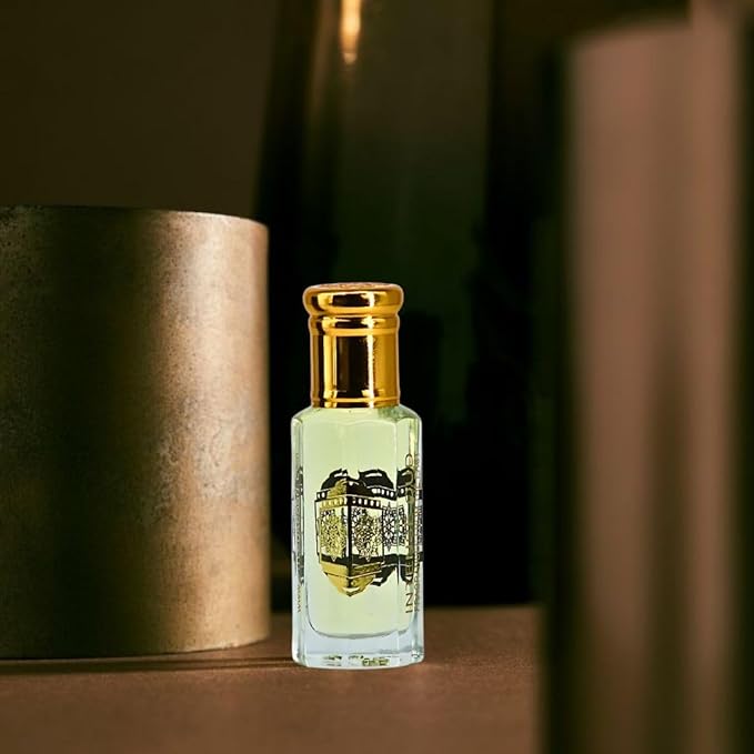 INTENSE OUD Woody Vanilla Long Lasting Arabian Perfume Oils for Women 12ML (0.40 OZ) Concentrated Perfume Oil with Sweet Vanilla, Soft Sandalwood & Rich Oud – Fragrance Oil in Black Gift Box