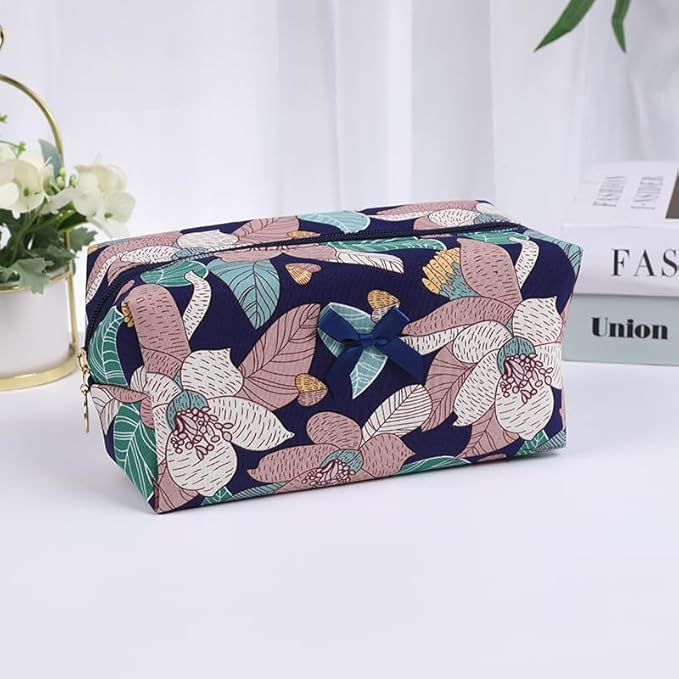 Floral Cotton Makeup Brush Cosmetic Bag for Women, Travel Quilted Zipper Pouch, Large Capacity Flowers Toiletry Organizer, Kawaii Makeup Storage Case, Cosmetic Travel Cloth Bag–Navy Big Floral
