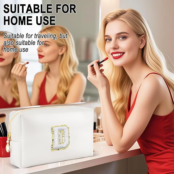 Gifts for Girls Initial Makeup Bag Personalized Cosmetic Bag with Zipper Cute Travel Toiletry Bags Waterproof PU Preppy Makeup Pouch Birthday Gift for Teen Girls Women(White D)