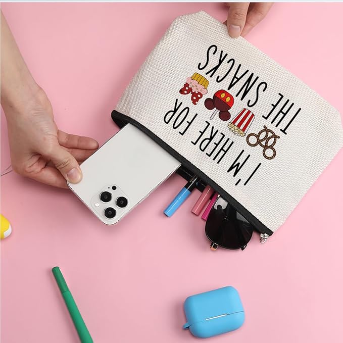Cartoon Mouse Makeup Bag Cosmetic Bag Zipper Pouch Funny Cute Mouse Themed Gifts Animal Lover Gifts Friendship International Nurses Day Birthday Gift for Women Girl Sister Friend Daughter