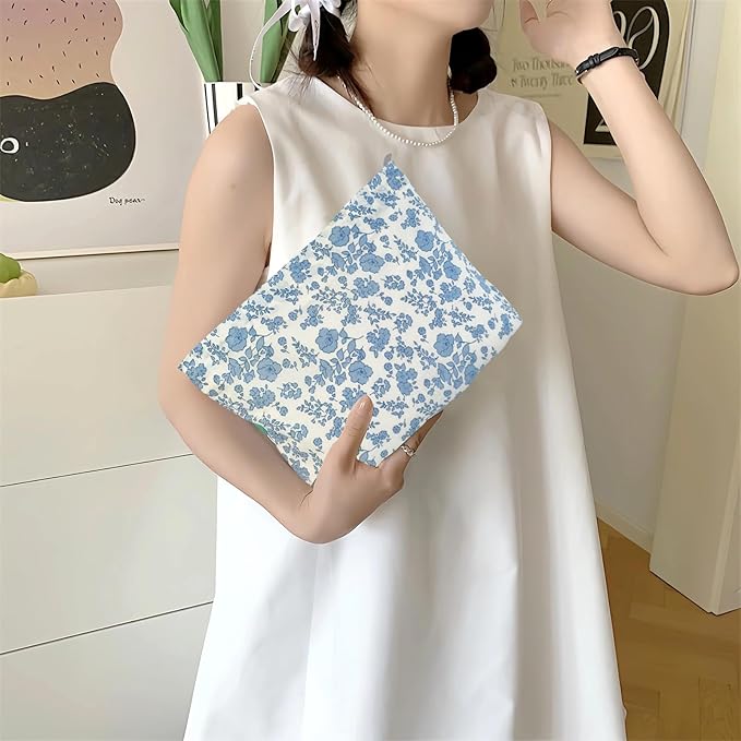 STARDW Aesthetic Floral Makeup Bag Cute Small Cosmetic Bags for Women Girls, Travel Toiletry Bag Large Capacity Zipper Makeup Pouch, Purse Organizer Pouches (Floral Blue)