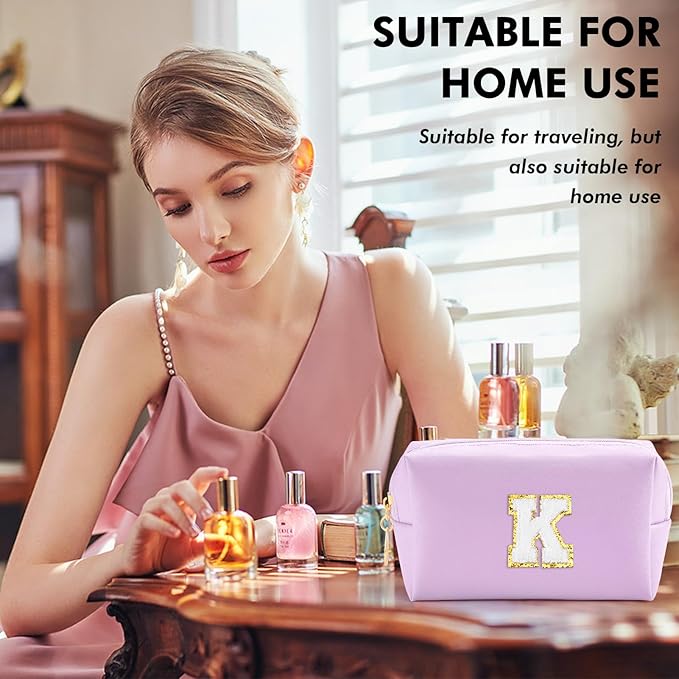 Gifts for Girls Initial Makeup Bag Personalized Cosmetic Bag with Zipper Cute Travel Toiletry Bag Waterproof PU Preppy Makeup Pouch Birthday Gift for Teen Girls Women(Purple K)