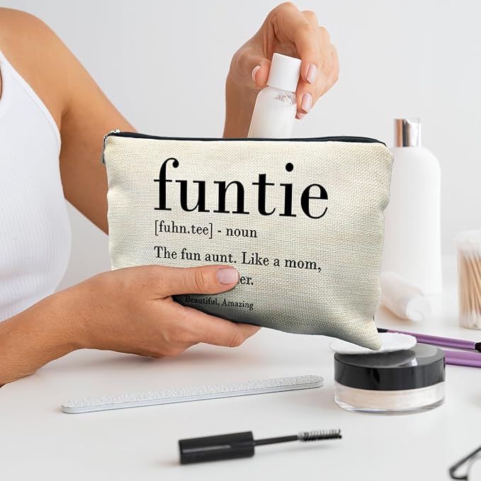 Funtie Funny Aunt Makeup Bag, Funny Auntie Aunt Gifts, Aunt Auntie Gifts from Niece Nephew, Best Auntie Gifts, Funtie Definition Cosmetic Bag Toiletry Bag for Women