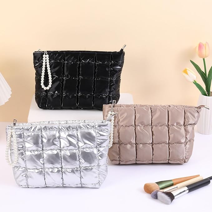 Puffer Quilted Makeup Bag Travel Cosmetic Bag Portable Puffy Checkered Toiletry Pouch Skincare Organizer Purse Pencil Case (Light Blue)