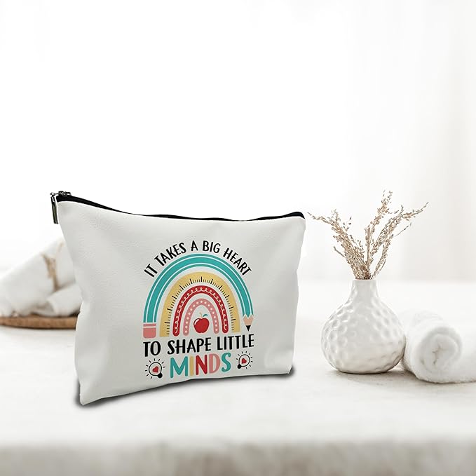 Nogrit Teacher bags,Teacher Makeup Cosmetic Bag,It Takes a Big Heart to Shape Little Minds,teacher tote,Teacher Makeup Toiletry Bag,pu
