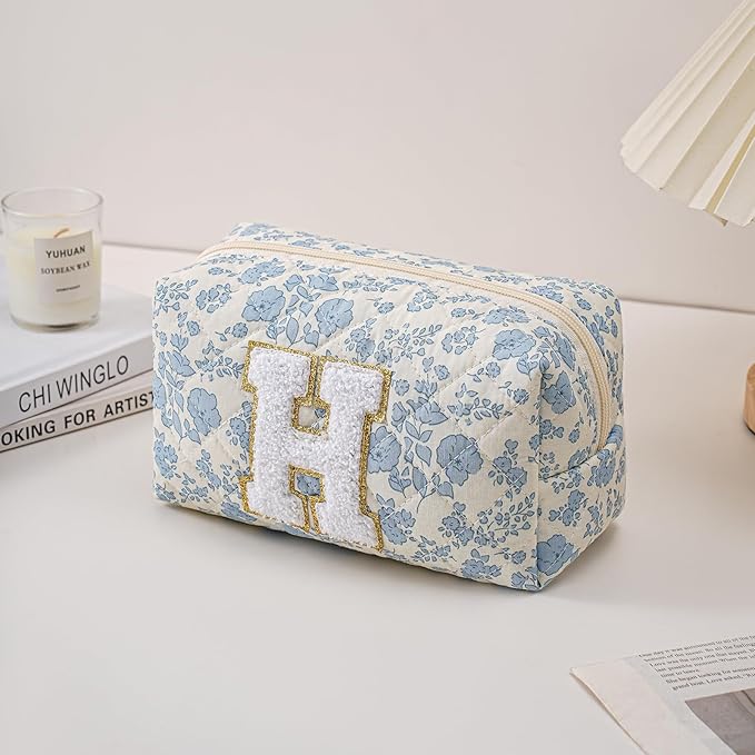 Gleyemor Personalized Initial Makeup Bag for Women, Cute Quilted Blue Floral Cotton Cosmetic Bag, Christmas Gifts for Her Mom Friend Sister Bridesmaid Teacher Women H
