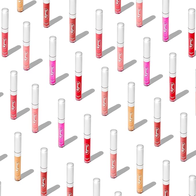 LuxeLip™ Matte Lipstick for Older Women, Hydrating Non-Sticky Lip Gloss for Luminous Shine & Moisturized Lips, Lightweight, Long-Lasting Glossy Finish, Cruelty-Free Lip Makeup (Chili Flake, 8ml)