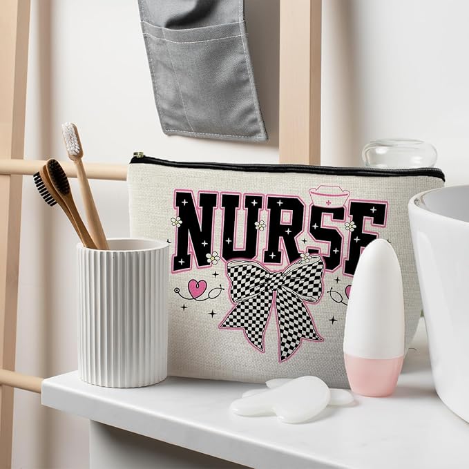 Coquette Black and White Plaid Bow Nurse Makeup Bag, Nurse Gifts for Women Cosmetic Bags, Nurse Week Gifts Makeup Pouch, Nurse Appreciation Gifts Zipper Pouch