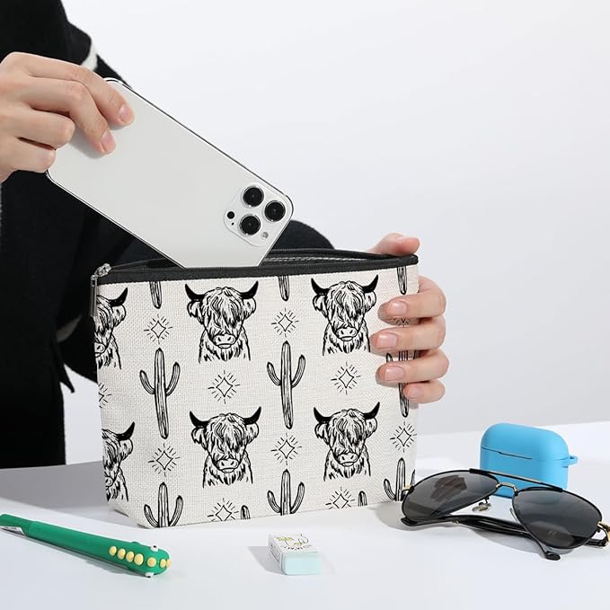 Western Makeup Bag Western Gifts for Women Western Stuff Highland Cow Gifts Cowgirl Gifts Retro Cosmetic Bag Zipper Pouch for Mothers Day Graduation Birthday