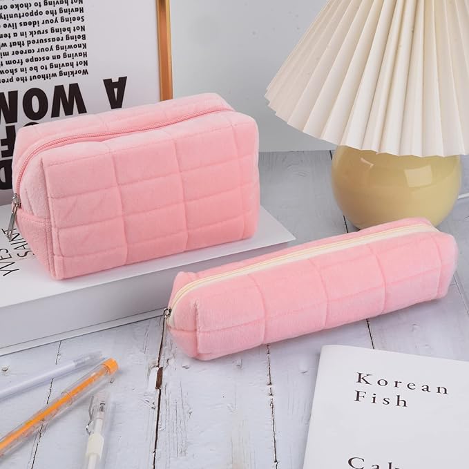 SOIDRAM Checkered Cosmetic Bag - Plush Pink Makeup Pouch, Large Capacity, Travel Toiletry Bag Organizer with 1Pcs Makeup Brushes Storage
