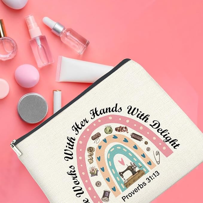 Sewing Lover Gifts Makeup Bag Gift for Quilter, Christian She Works with Her Hands in Delight Cosmetic Bag Zipper Makeup Pouch