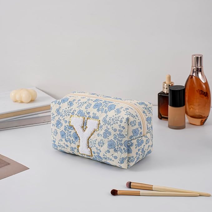 JOVAKIT Alphabet Makeup Bag Cosmetic Bag for Women, Christmas Gifts for Girls Age 6-18, Floral Flowers Coquette Travel Toiletry Zipper Make Up Pouch Organizer Trendy Stuff (Blue Floral Y)
