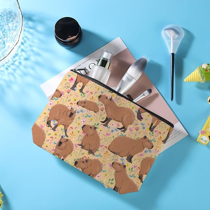 Azteoiz Cute Capybara Makeup Bag Capybara Gifts Cosmetic Bag Animal Lover Gifts for Women Girls Capybara Lovers Daughter Friends Sisters Capybara Stuff Graduation Birthday Gifts Travel Toiletry Bag