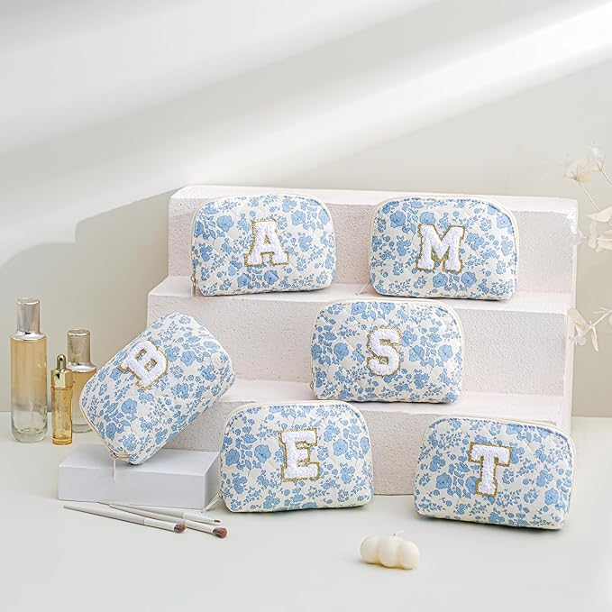 JOVAKIT Conch Alphabet Makeup Bag Cosmetic Bag for Women, Christmas Gifts for Women Girls, Blue Floral Coquette Travel Bag, Zipper Make Up Pouch Organizer Trendy Stuff (Blue Floral S)