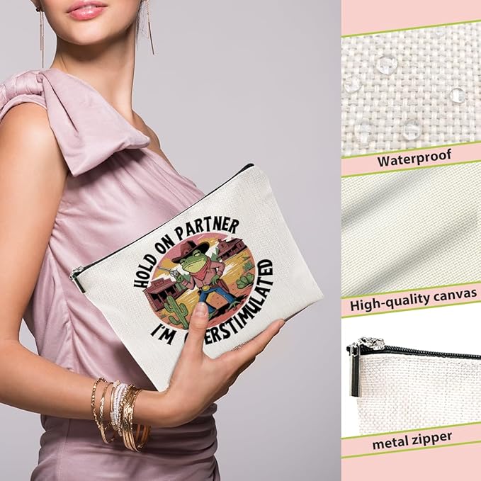 Funny Frog Stuff Makeup Bag, Frog Gifts Western Stuff Cosmetic Bag, Funny Meme Organizer Zipper Pouch Country Stuff Gag Gifts for Women Country Girl Coworker Friends Sister
