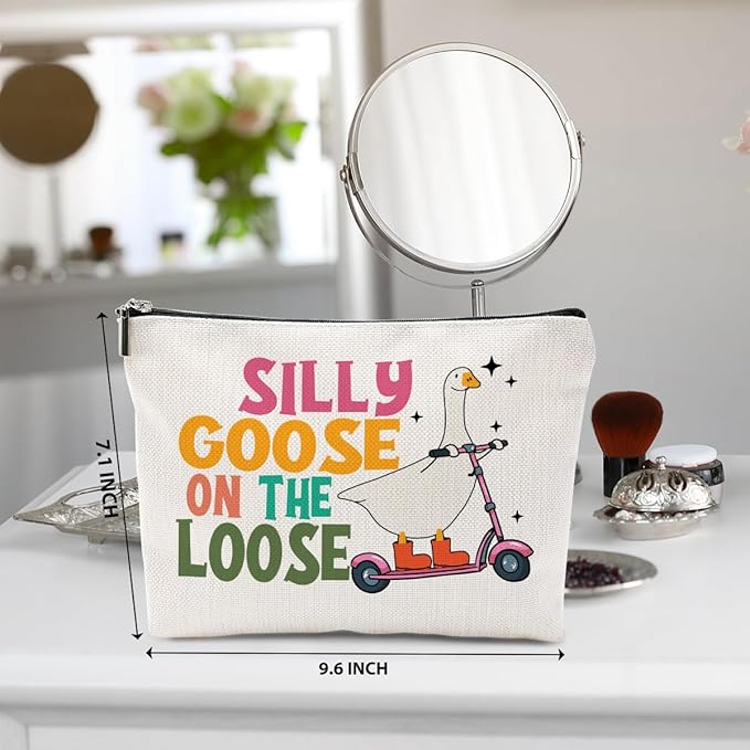 Funny Goose Makeup Bag, Funny Gifts Cosmetic Bag, Goose Gifts Travel Organizer Animal Humor Zipper Pouch Graduation Birthday Friendship Gifts for Women Coworker Best Friend Sister