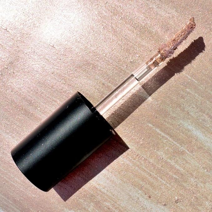 Palladio Liquid Eyeshadow, creamy shimmery formula that instantly adheres to the eyelid with flexible applicator wand for over 8 hours of smudge and crease-proof wear (Pink Pearl)