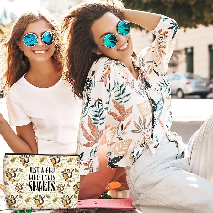 Cute Snakes Print Makeup Bag Snake Gifts Cosmetic Travel Bag Snake Accessories Decor Stuff for Animal Snakes Lovers Women Breeder Girls Sister Best Friend Funny Skincare Bag for Christmas Birthday
