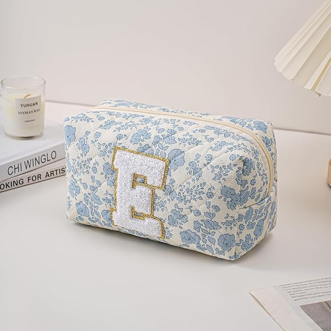 Gleyemor Personalized Initial Makeup Bag for Women, Cute Quilted Blue Floral Cotton Cosmetic Bag, Christmas Gifts for Her Mom Friend Sister Bridesmaid Teacher Women E