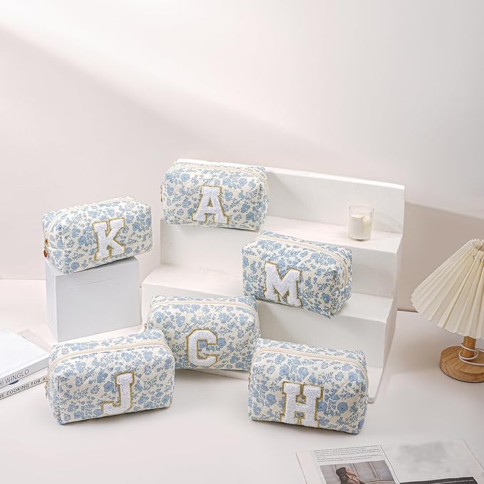 JOVAKIT Alphabet Makeup Bag Cosmetic Bag for Women, Christmas Gifts for Girls Age 6-18, Floral Flowers Coquette Travel Toiletry Zipper Make Up Pouch Organizer Trendy Stuff (Blue Floral T)