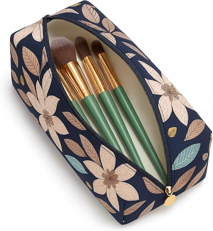 Floral Cotton Makeup Brush Cosmetic Bag for Women, Travel Quilted Zipper Pouch, Large Capacity Flowers Toiletry Organizer, Kawaii Makeup Storage Case, Cosmetic Travel Cloth Bag–Navy Big Floral