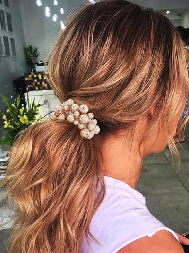 Fashey Pearl Hair Scrunchies Beaded Hair Ties Elastic Hair Bands Ponytail Holder Hair Accessories for Women and Girls（Pack of 3）