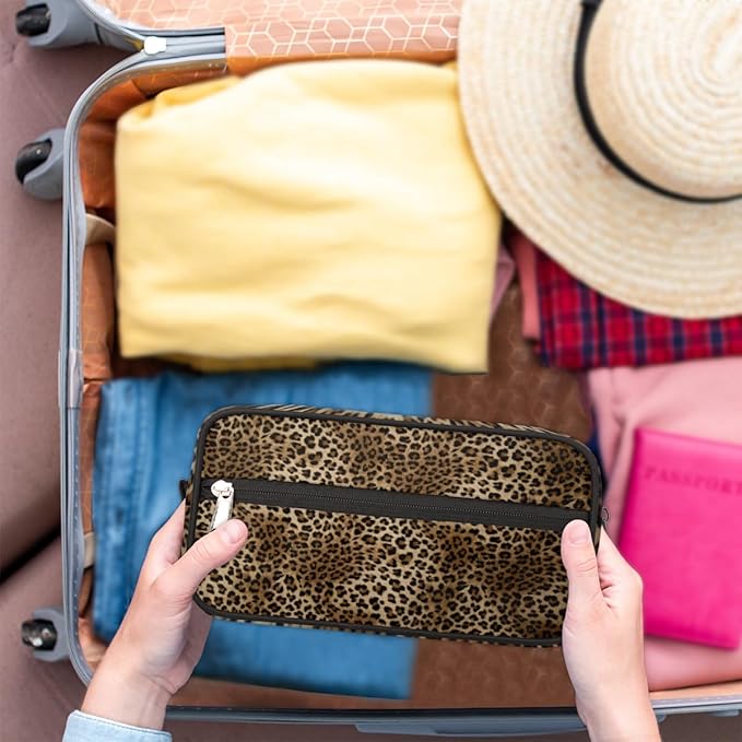 Fashion Leopard Tiger Skin Travel Toiletry Bag for Women Men Lightweight Cosmetic Makeup Bag Organizer Waterproof Shaving Bag Dopp Kit with Large Capacity for Toiletries and Shaving Accessories