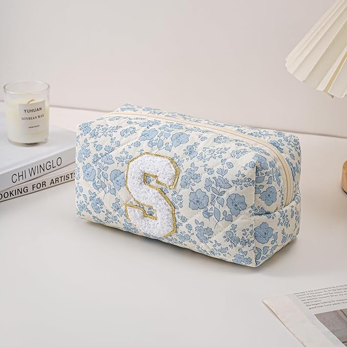 Gleyemor Personalized Initial Makeup Bag for Women, Cute Quilted Blue Floral Cotton Cosmetic Bag, Christmas Gifts for Her Mom Friend Sister Bridesmaid Teacher Women S