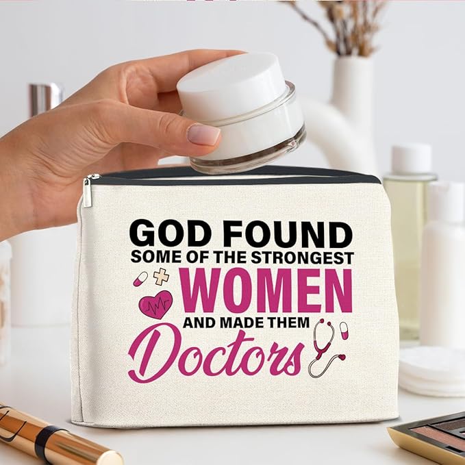 Doctor Gifts Makeup Bag, Thank You Gifts for Doctors, Medical Student Graduation Gift, New Doctor Gifts, God Found Some of the Strongest Women And Made Them Doctors Zipper Makeup Pouch