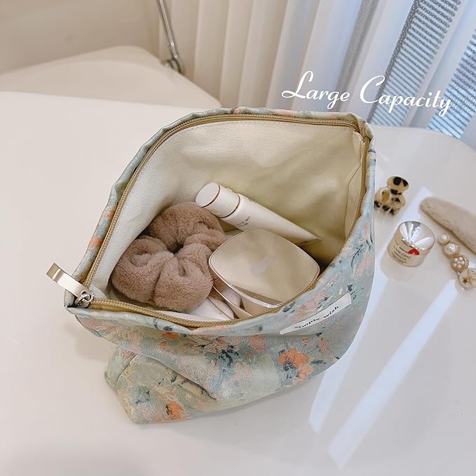 STARDW Aesthetic Floral Makeup Bag Cute Small Cosmetic Bags for Women Girls, Travel Toiletry Bag Large Capacity Zipper Makeup Pouch, Purse Organizer Pouches (Aesthetic Roses)