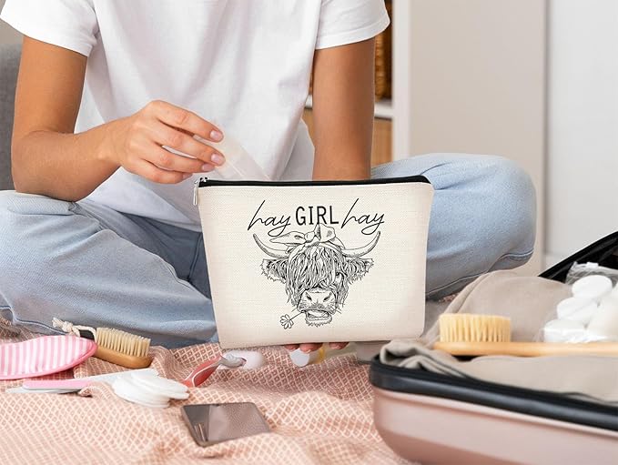 Funny Cow Small Makeup Bag - Cow Lovers Farm Girls Gift, Hay Girl Cosmetic Bag for Birthday or Christmas