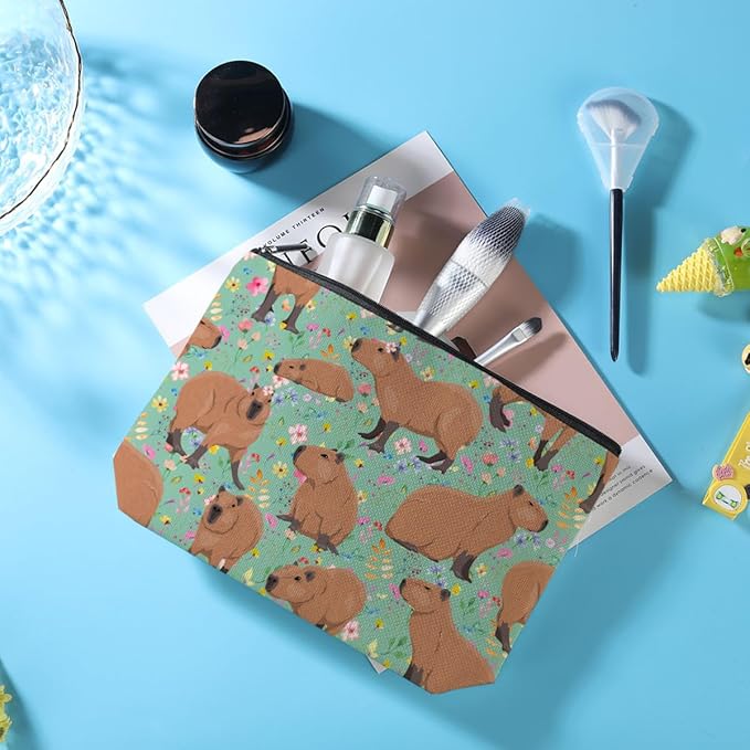 Azteoiz Cute Capybara Makeup Bag Capybara Gifts Cosmetic Bag Animal Lover Gifts for Women Girls Capybara Lovers Daughter Friends Niece Capybara Stuff Graduation Birthday Gifts Travel Toiletry Bag