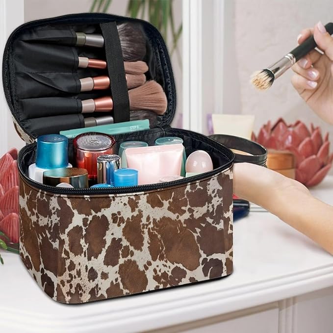 JoyLamoria Cosmetic Bag Toiletry Bag Zipper Closure Pouch Durable Makeup Bag Travel Case with Brown Leopard Print