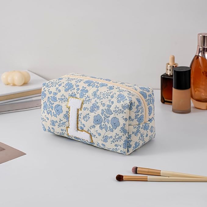Gleyemor Personalized Initial Makeup Bag for Women, Cute Quilted Blue Floral Cotton Cosmetic Bag, Christmas Gifts for Her Mom Friend Sister Bridesmaid Teacher Women L