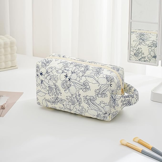 Makeup Bag Travel Cosmetic Bag for Women, Zipper Make Up Pouch, Floral Flowers Toiletry Organizer Makeup with Handle, Cosmetic Travel Cloth Bag (Navy Blue Flower)