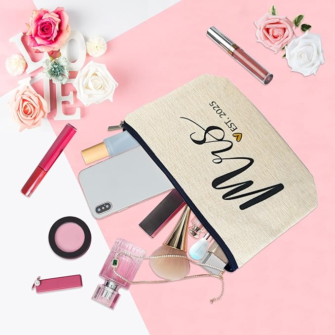 ancpeany Wedding Bridal Shower Gifts for Bride To Be 2025, Future Mrs Makeup Bag, Bachelorette Party favors Accessories, Wifey Engagement Gifts for Women, Small Cosmetic Travel Pouch
