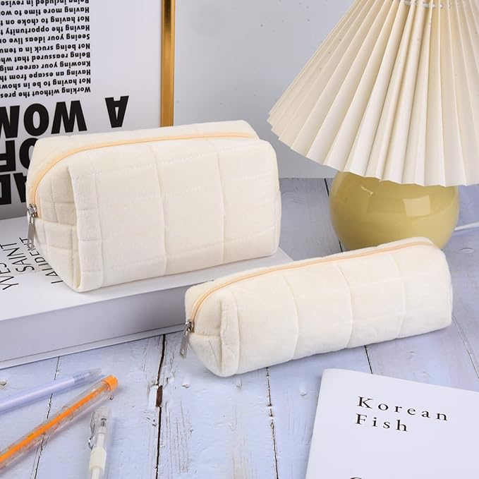 SOIDRAM Makeup Bag Checkered Cosmetic Bag Plush White Makeup Pouch 1Pcs Large Capacity Makeup Bags and 1Pcs Makeup Brushes Storage Bag Travel Toiletry Bag Organizer